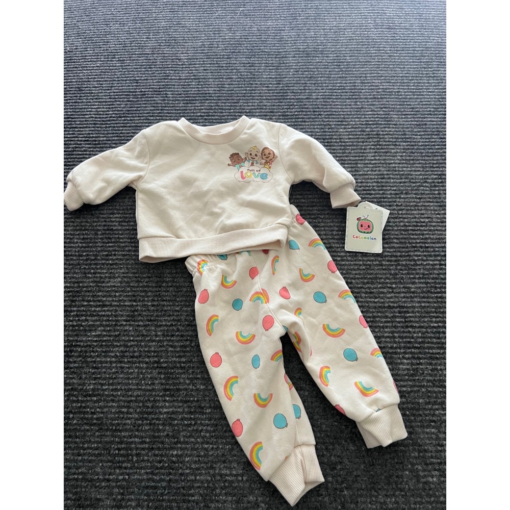 CoComelon Infant 0-3M Sweatshirt Joggers Set Cream Rainbow Full of Love Lounge